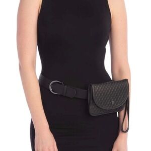 Vince Camuto Quilted Black Waist Bag Belt Size S/M Travel Vacation Hands Free